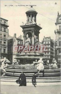 Old Postcard Lyon La Fontaine des Jacobins