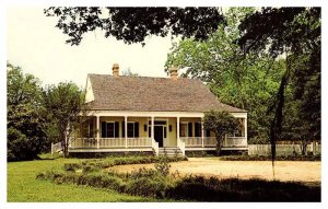 Postcard HOUSE SCENE Baton Rouge Louisiana LA AS5680