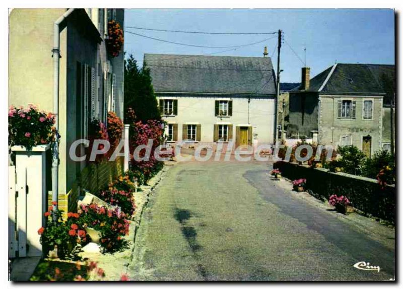 Modern Postcard Mareuil sur Loir Sarthe Village flowers