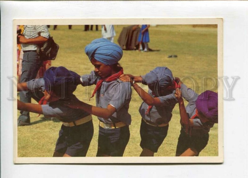 3131108 Giochi di lupetti Sikh INDIA Games Old photo postcard