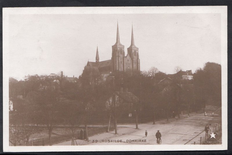 Denmark Postcard - Roskilde - Domkirke   MB2564