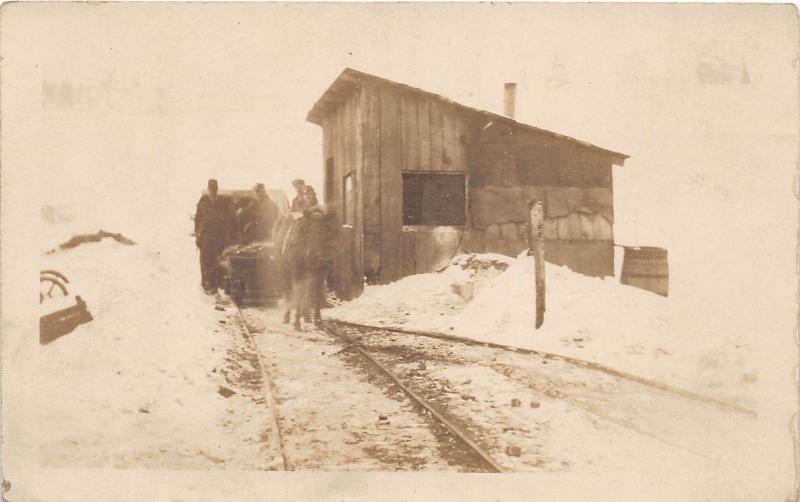 D94/ Occupational Real Photo RPPC Postcard c1910 Railroad Crew Winter Storm 3