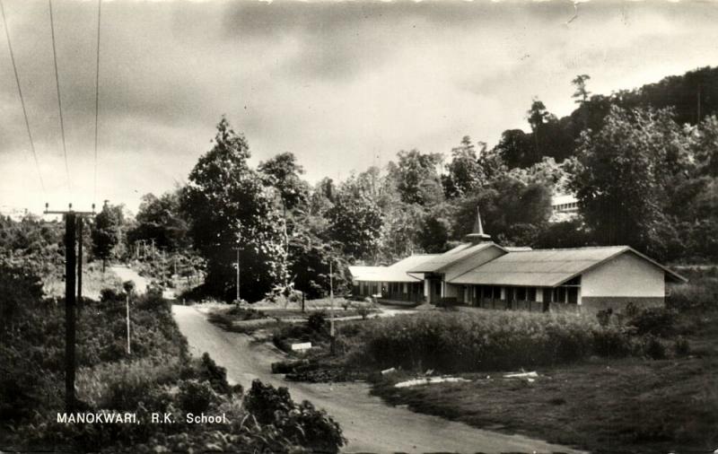 new guinea, MANOKWARI, Roman Catholic School (1961) RPPC