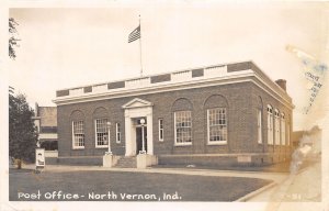J66/ North Vernon Indiana RPPC Postcard c1940s Cline U.S. Post Office 356