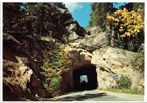 Postcard SD  Iron Mt. Road tunnel with Mt. Rushmore viewed through tunnel