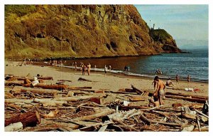 Postcard BEACH SCENE Honolulu - Waikiki Hawaii HI AS9753