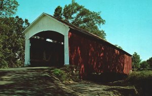 VINTAGE POSTCARD SIM SMITH BRIDGE ACROSS LEATHERWOOD CREEK MONTEZUMA INDIANA