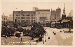 J43/ Australia Foreign Postcard c1940s Sydney Hyde Park Queens Square 176