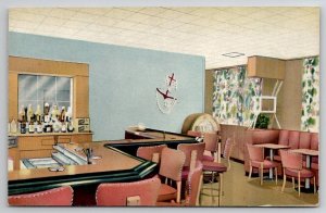 Bedford PA Grand View Ship Hotel Coral Room Bar & Lounge Hwy US 30 Postcard X29