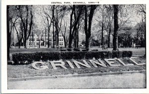 1940s Central Park Grinnell Iowa Powesheik IA Postcard