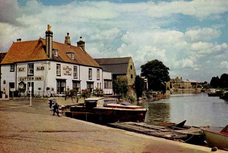 (am89) Cambridgeshire The Great Ouse at Ely PC