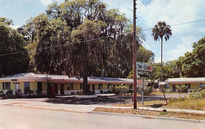 Holly Hill Florida 1950s Postcard Twi-Light Motel near Daytona Beach