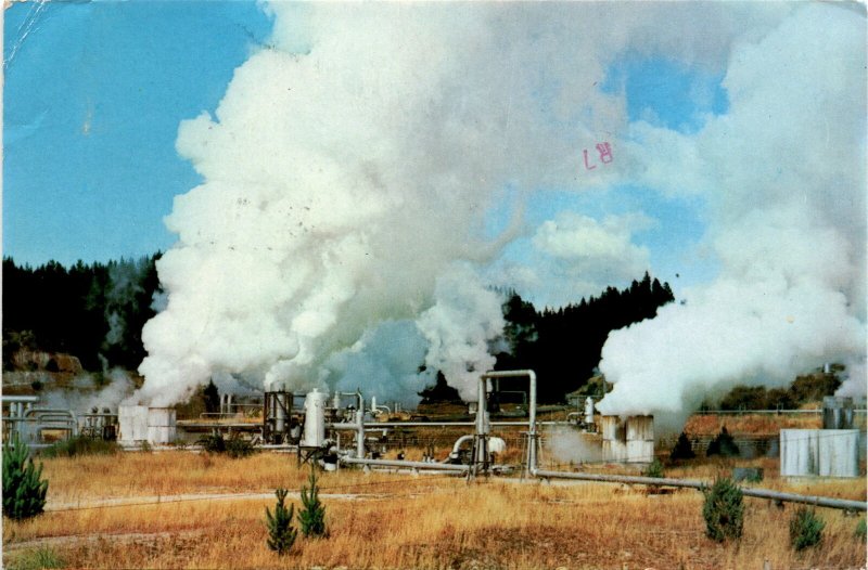 R7 Wairakei Geothermal Power Scheme, New Zealand, 19 kilometers of Postcard