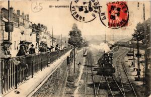 CPA LIMOGES - L'Avenue de la Gare (293852)