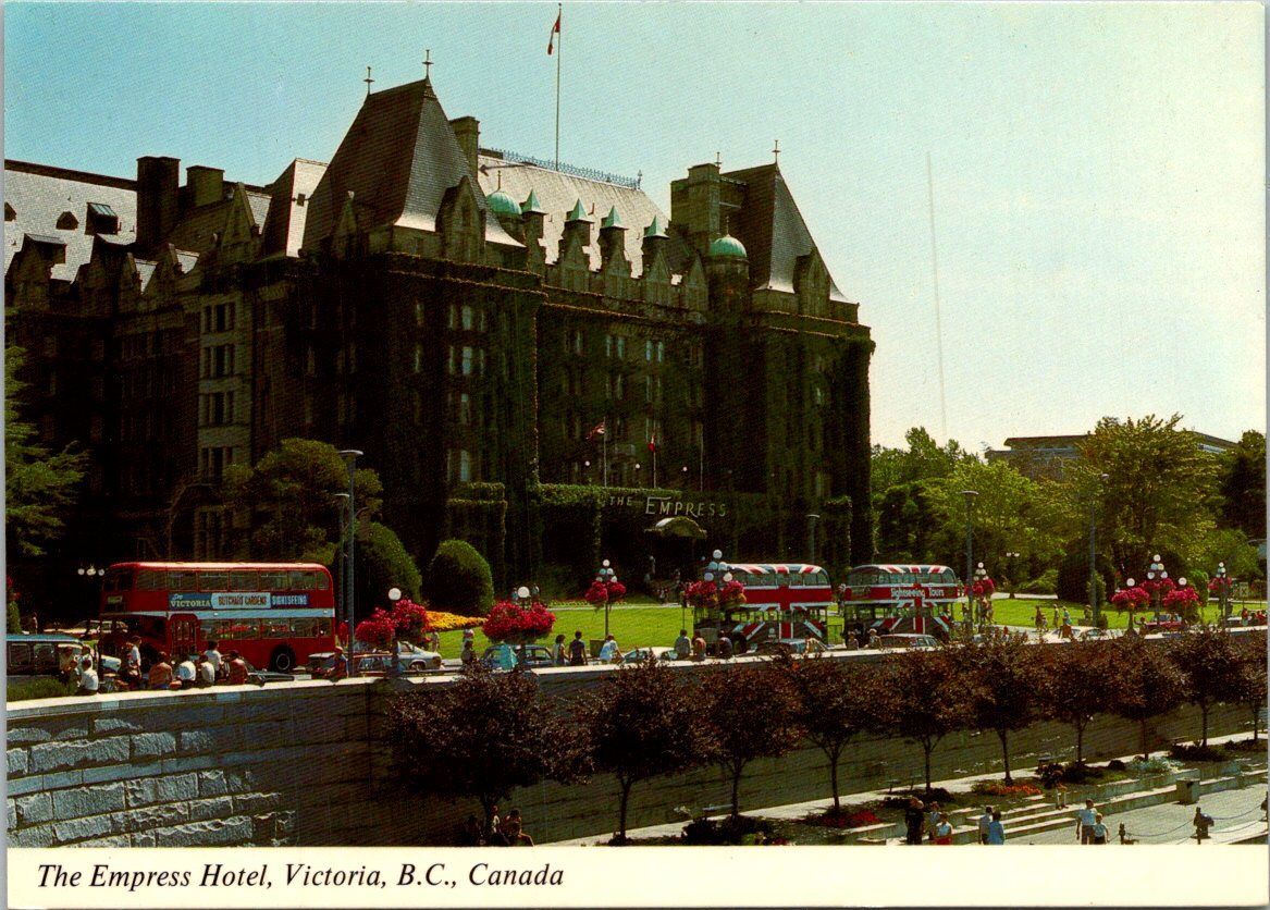 Canada Victoria The Empress Hotel | Canada - British Columbia - Victoria,  Postcard / HipPostcard, image size:1167x836