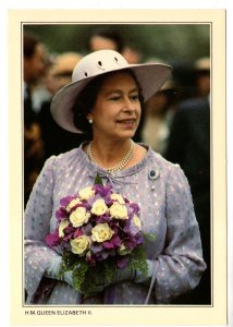 Large 5 X 7, Queen Elizabeth II with Bouquet of Flowers