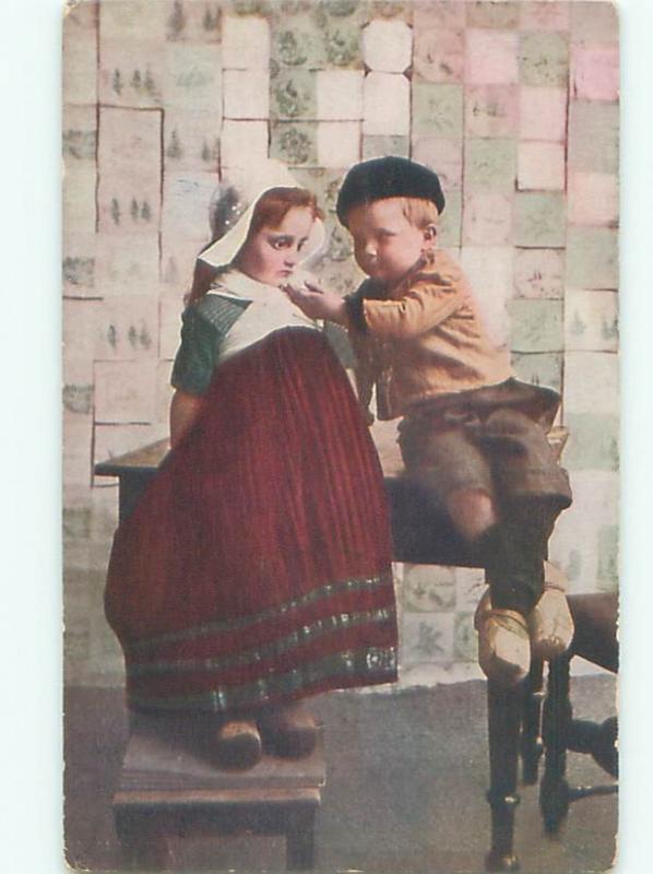 Divided-Back CHILDREN SCENE Great Postcard AA6185
