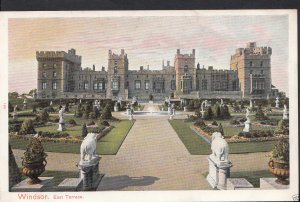 Berkshire Postcard - Windsor East Terrace   V1555