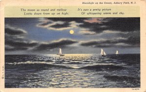 US27 postcard USA NJ Asbury Park New Jersey moonlight on the Ocean sailboat