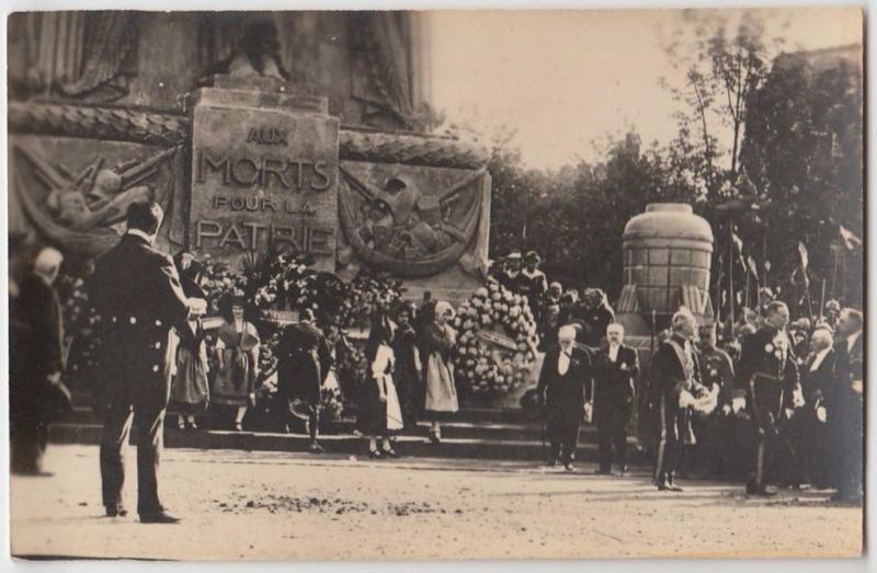 1920s? PARIS French FRANCE RPPC Postcard WWI Aux Morts Pour L Patrie Dedication?