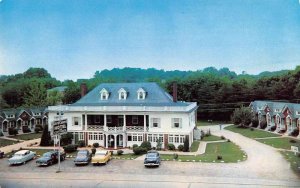 College Park Maryland Lord Calvert Hotel and Cottages Vintage Postcard JE359930