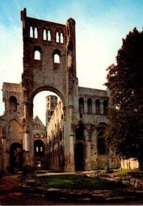 France Jumieges Ruines de la Tour-Lanterne