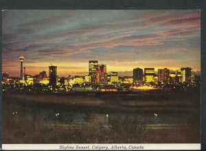Canada Postcard - Skyline Sunset, Calgary, Alberta   T7912