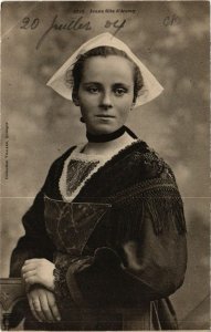 CPA Jeune fille d'AURAY (431689)