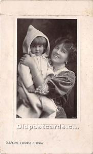 Ellaline Terriss & Baby Theater Actor / Actress 1907 big horizontal crease