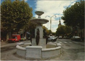 CPM ROMANS-sur-ISERE Place Jacquemart - La Fontaine (1110074)