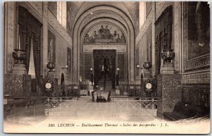 LUCHON - Etablishment Thermal - Salles des Pas-Perdus France Postcard