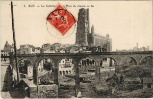 CPA ALBI La Cathedrale et le Pont du Chemin de Fer (1087425)
