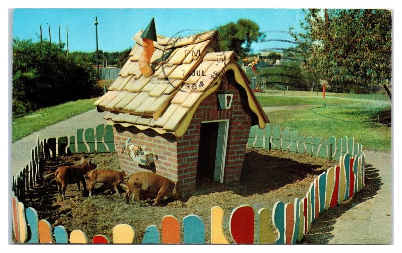 1964 Three Little Pigs Storybook Gardens Wisconsin Dells Wi