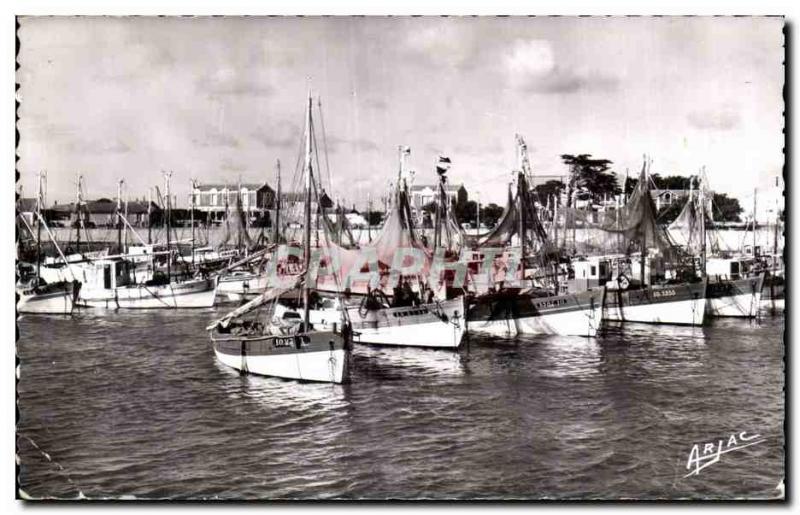 Modern Postcard Island of Oleron Wearing Cotiniere