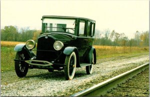 Cars 1923 Aubern Model 6-51 7 Passenger Sedan