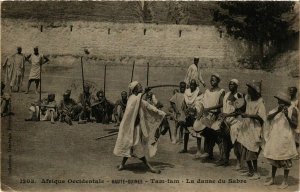 CPA AK Fortier 1203 Haute Guinee- Tam Tam, La danse du Sabre SENEGAL (812185)