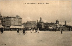 CPA Nord MALO-les-BAINS Place du Kursaal (983953)