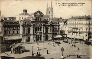 CPA ANGERS - Place du Raillement le Théatre - La Cathédrale (296871)