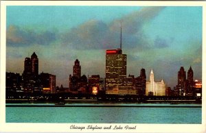 Postcard CITY SKYLINE SCENE Chicago Illinois IL AL6399