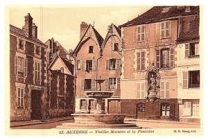 Auxerre , Vieilles et la Fontaine