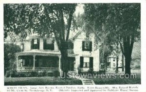 White Swan Inn - Ticonderoga, New York