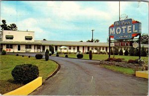 Postcard MOTEL SCENE Lexington Kentucky KY AO1558