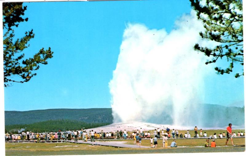 SEAICH ES-557, Old Faithful Geyser,, Yellowstone National Park