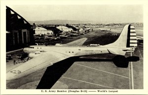 US Army Bomber Douglas B-19 World's Largest, Postcard