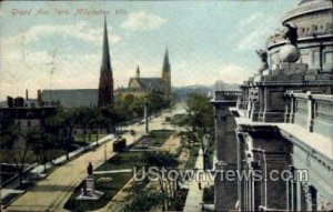 Grand Avenue Park - MIlwaukee, Wisconsin WI Postcard