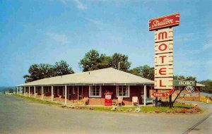 Stratton Motel US 25W Knoxville Tennessee postcard