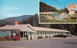 WICKI-UP MOTEL Cherokee, NC Roadside Pool 1960s Cars Chrome Vintage Postcard