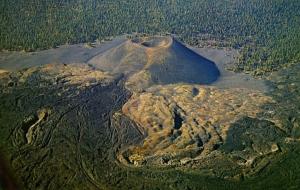 CA - Mt Lassen Volcano; Cinder Cone, Lava Flow & Ash Dunes