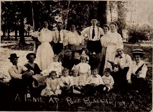 1909 TOLEDO OHIO POINT PLACE FAMILY PICNIC REAL PHOTO RPPC POSTCARD 34-134