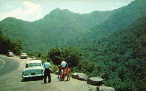 Vintage Postcard Chimney Tops U. S. 441 Highway Great Smoky Mountain Nat'l Park
